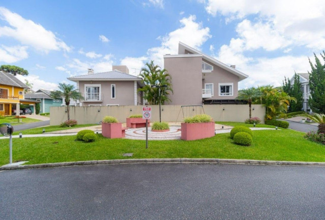 Imagem Casa com 3 Quartos à Venda, 419 m² em Santa Felicidade - Curitiba Imagem Casa com 3 Quartos à Venda, 419 m² em Santa Felicidade - Curitiba