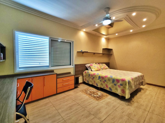 Imagem Apartamento com 3 Quartos à Venda, 185 m² em Pitangueiras - Guarujá