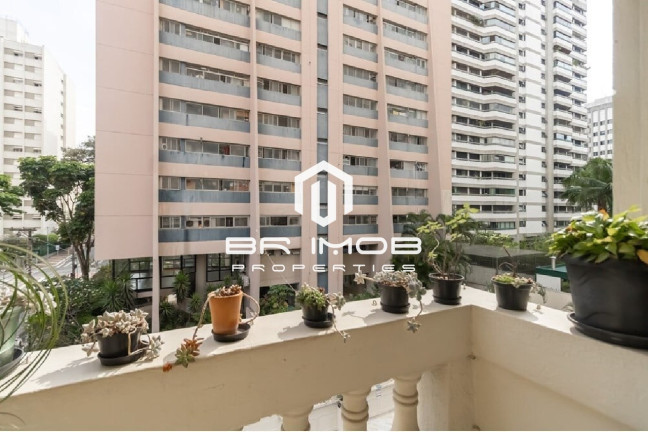 Imagem Imóvel com 3 Quartos à Venda, 126 m² em Moema - São Paulo
