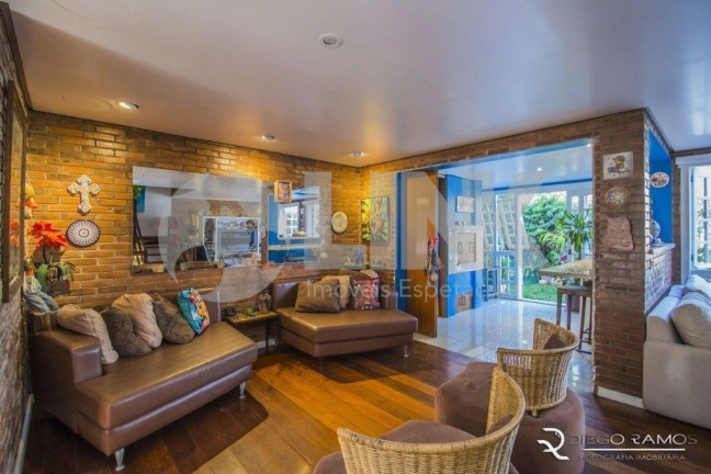 Imagem Imóvel com 3 Quartos à Venda, 280 m² em Chácara Das Pedras - Porto Alegre