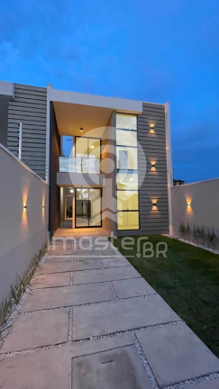 Casa com 4 Quartos à Venda, 134 m² em Pires Façanha - Eusébio