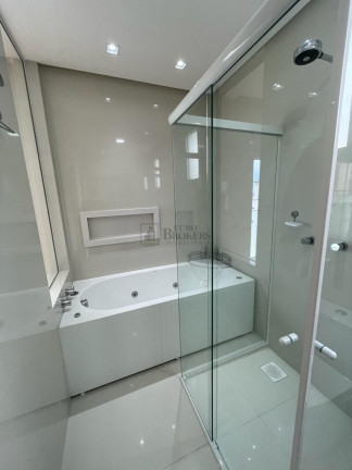 Imagem Apartamento com 3 Quartos à Venda, 130 m² em Centro - Balneário Camboriú Imagem Apartamento com 3 Quartos à Venda, 130 m² em Centro - Balneário Camboriú