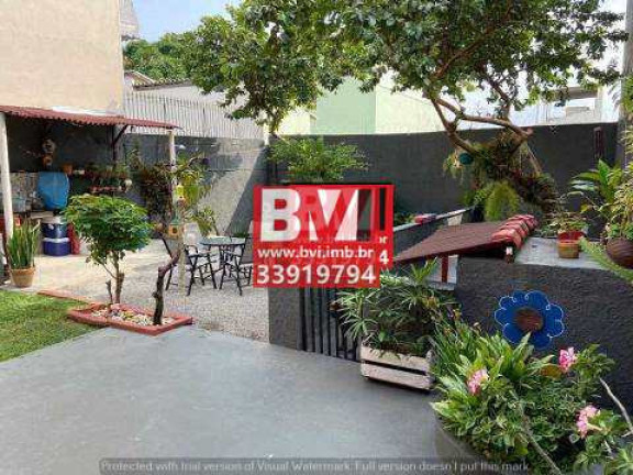 Imagem Casa com 2 Quartos à Venda, 90 m² em Vila Da Penha - Rio De Janeiro Imagem Casa com 2 Quartos à Venda, 90 m² em Vila Da Penha - Rio De Janeiro
