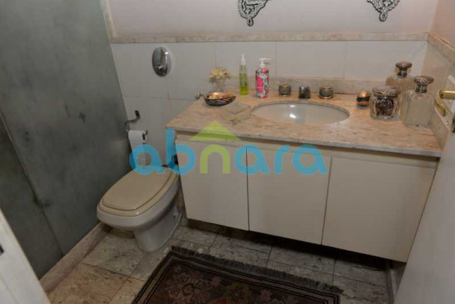 Imagem Apartamento com 4 Quartos à Venda, 240 m² em Copacabana - Rio De Janeiro Imagem Apartamento com 4 Quartos à Venda, 240 m² em Copacabana - Rio De Janeiro