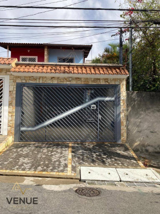 Sobrado com 4 Quartos à Venda, 220 m² em Vila Constança - São Paulo