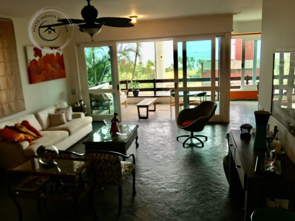 Imagem Casa com 4 Quartos à Venda, 350 m²