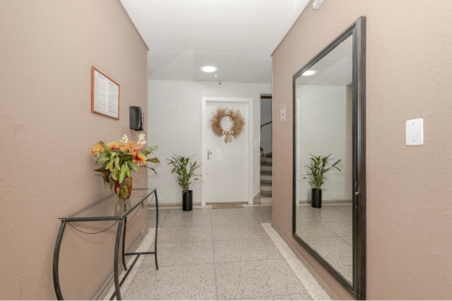 Imagem Apartamento com 2 Quartos à Venda, 59 m² em Vila Ipiranga - Porto Alegre Imagem Apartamento com 2 Quartos à Venda, 59 m² em Vila Ipiranga - Porto Alegre