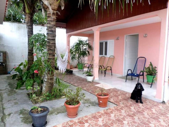 Imagem Casa com 4 Quartos à Venda, 150 m² em Jequitiba - Itanhaem Imagem Casa com 4 Quartos à Venda, 150 m² em Jequitiba - Itanhaem