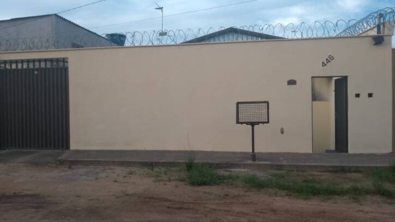 Casa com 3 Quartos à Venda, 200 m² em Parque Novo Oriente (melo Viana) - Esmeraldas