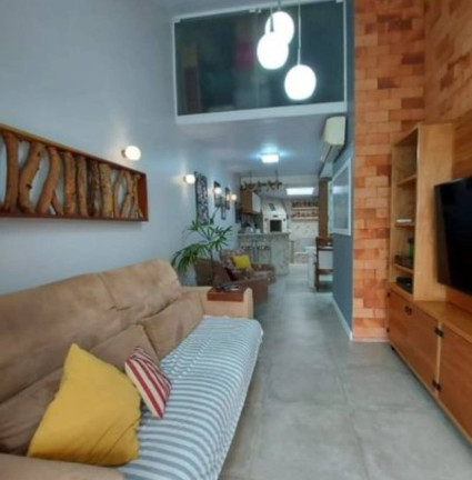 Imagem Casa com 3 Quartos à Venda, 130 m² em Centro - Camboriú Imagem Casa com 3 Quartos à Venda, 130 m² em Centro - Camboriú