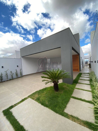 Casa com 3 Quartos à Venda, 290 m² em Ibituruna - Montes Claros