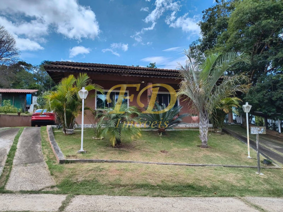 Casa de Condomínio com 2 Quartos à Venda, 1.100 m² em Mairiporã