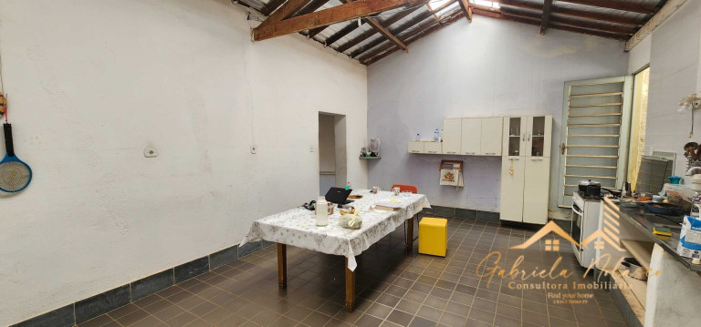 Imagem Casa com 4 Quartos à Venda, em Centro - Mogi Mirim Imagem Casa com 4 Quartos à Venda, em Centro - Mogi Mirim