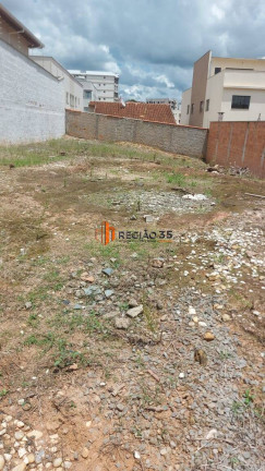 Terreno à Venda, 282 m² em Jardim Das Hortênsias - Poços De Caldas