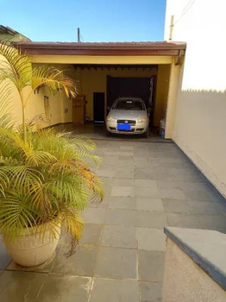 Imagem Sobrado com 5 Quartos à Venda, 360 m² em Vila Hortência - Sorocaba