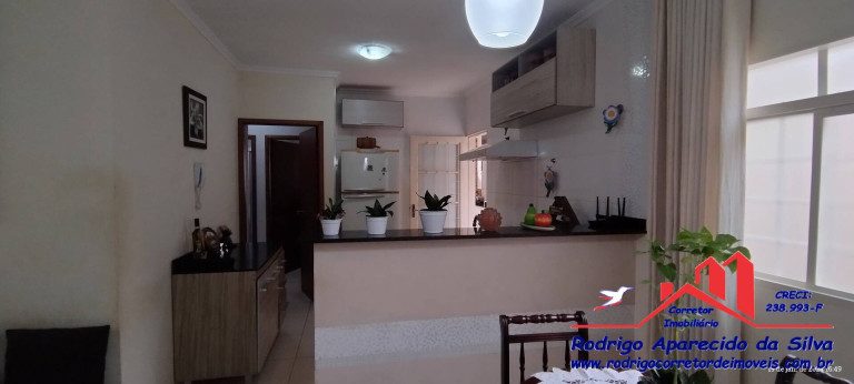 Imagem Casa com 3 Quartos à Venda, 250 m² em Jardim São Conrado - Birigui