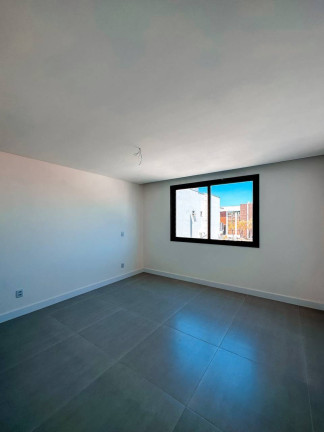 Imagem Casa com 4 Quartos à Venda, 252 m² em Papagaio - Feira De Santana