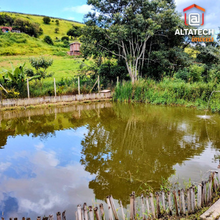 Imagem Imóvel com 3 Quartos à Venda, 90 m² em Santana De Caldas - Caldas