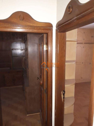 Imagem Casa com 6 Quartos à Venda, 600 m² em Vila Rosália - Guarulhos Imagem Casa com 6 Quartos à Venda, 600 m² em Vila Rosália - Guarulhos