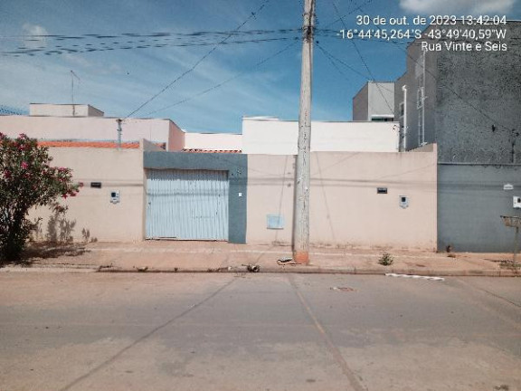Casa com 2 Quartos à Venda, 90 m² em Jardim Olimpico - Montes Claros