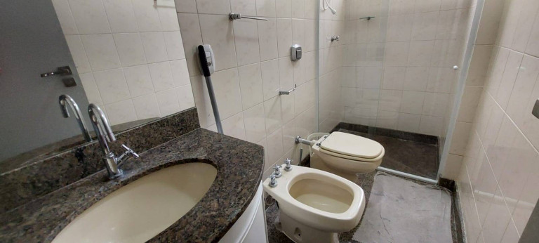 Imagem Apartamento com 4 Quartos à Venda, 142 m² em Algodoal - Cabo Frio