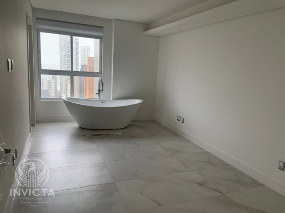 Imagem Apartamento com 4 Quartos à Venda, 167 m² em Centro - Balneário Camboriú Imagem Apartamento com 4 Quartos à Venda, 167 m² em Centro - Balneário Camboriú