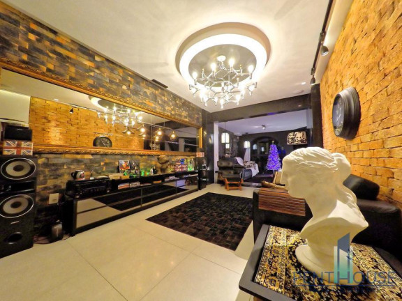 Imagem Apartamento com 3 Quartos à Venda, 158 m² em Centro - Balneário Camboriú