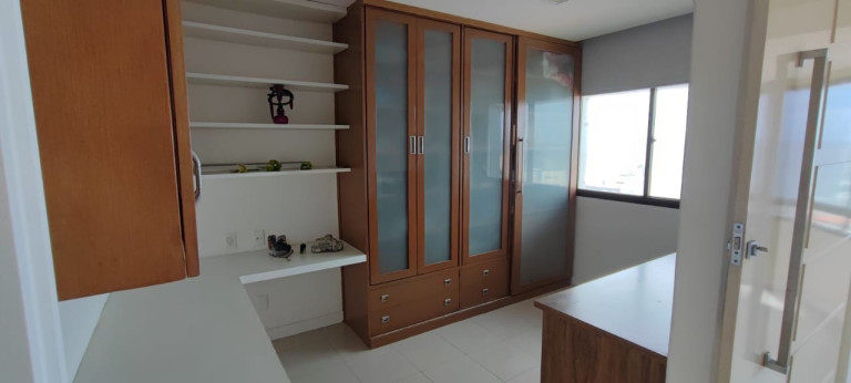 Imagem Apartamento com 2 Quartos à Venda, 214 m² em Pituba - Salvador Imagem Apartamento com 2 Quartos à Venda, 214 m² em Pituba - Salvador