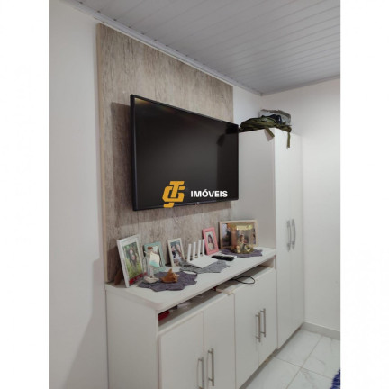 Imagem Casa com 2 Quartos à Venda,  em Tabuleiro - Camboriú