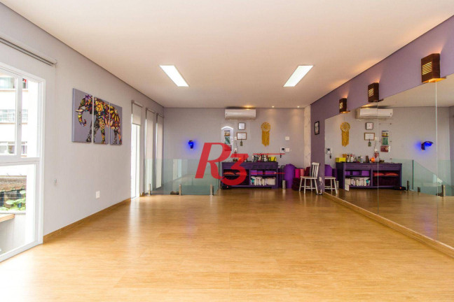 Imagem Sobrado com 3 Quartos à Venda, 343 m² em Gonzaga - Santos Imagem Sobrado com 3 Quartos à Venda, 343 m² em Gonzaga - Santos