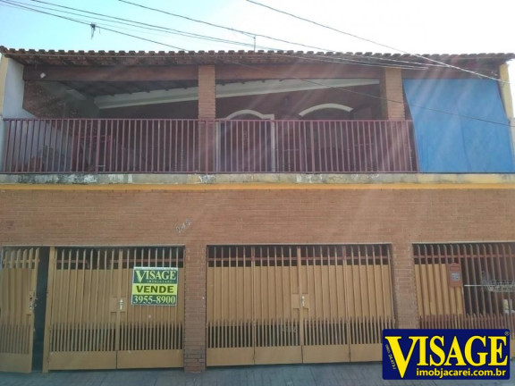 Casa com 3 Quartos à Venda, 317 m² em Pq. Santo Antonio - Jacareí