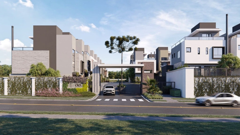 Casa com 3 Quartos à Venda, 242 m² em Bacacheri - Curitiba