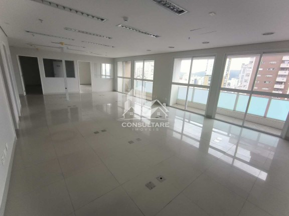 Sala Comercial à Venda, 300 m² em Boqueirão - Santos