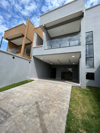 Casa com 3 Quartos à Venda, 214 m² em Jardim Helvécia - Aparecida De Goiânia