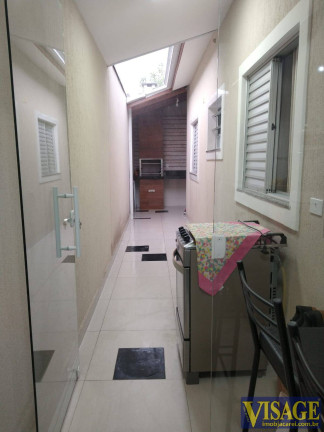 Imagem Casa com 3 Quartos à Venda, em Cid. Salvador - Jacareí Imagem Casa com 3 Quartos à Venda, em Cid. Salvador - Jacareí
