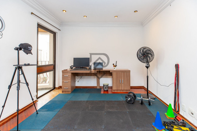 Imagem Apartamento com 3 Quartos à Venda, 150 m² em Moema - São Paulo