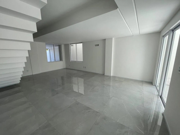 Imagem Casa com 3 Quartos à Venda, 163 m² em São João - Itajaí