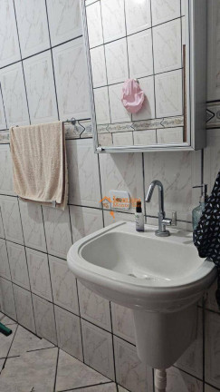 Imagem Casa com 3 Quartos à Venda, 125 m² em Cidade Jardim Cumbica - Guarulhos