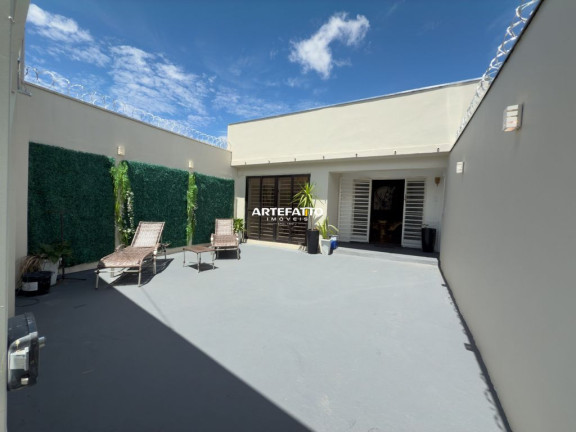 Imagem Casa com 3 Quartos à Venda, 240 m² em Centro - Franca