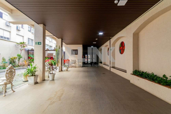Imagem Apartamento com 3 Quartos à Venda, 96 m² em Menino Deus - Porto Alegre Imagem Apartamento com 3 Quartos à Venda, 96 m² em Menino Deus - Porto Alegre