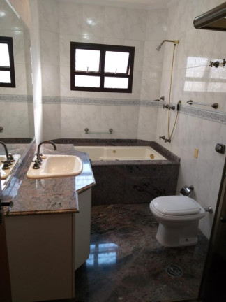 Imagem Sobrado com 3 Quartos para Alugar, 200 m² em Tatuapé - São Paulo