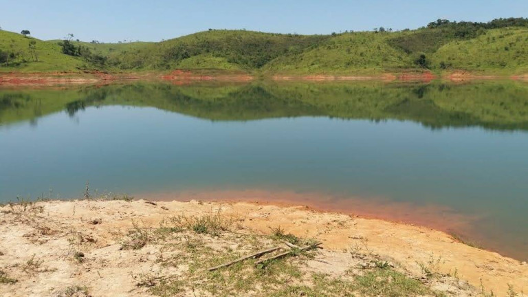 Imagem Chácara à Venda, 30 m² em Tapanhão - Jambeiro Imagem Chácara à Venda, 30 m² em Tapanhão - Jambeiro