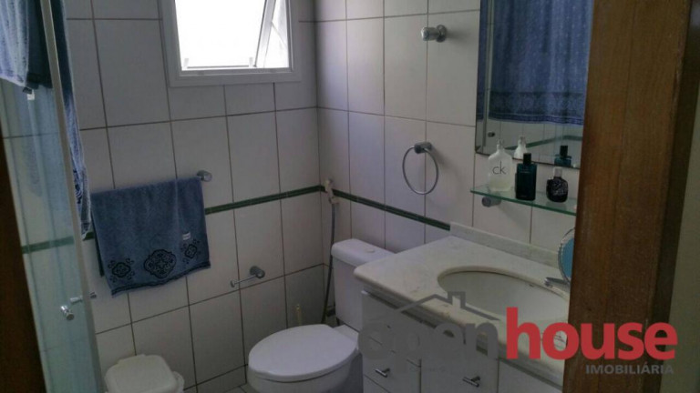 Imagem Casa com 4 Quartos à Venda, 210 m² em Ponta Negra - Natal