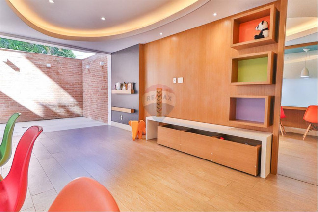 Imagem Apartamento com 4 Quartos à Venda, 179 m² em Lagoa - Rio De Janeiro Imagem Apartamento com 4 Quartos à Venda, 179 m² em Lagoa - Rio De Janeiro