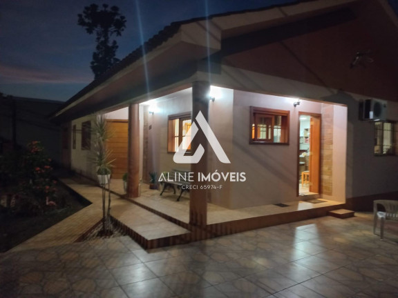 Casa com 3 Quartos à Venda, 240 m² em Central - Cruz Alta - Cruz Alta