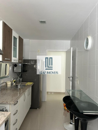 Imagem Imóvel com 3 Quartos à Venda, 150 m² em Centro - Cabo Frio