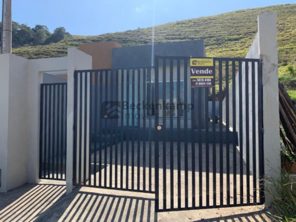 Casa com 2 Quartos à Venda,  em Bairro De Fátima - Califórnia Da Barra