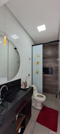Imagem Casa com 3 Quartos à Venda, 253 m² em Residencial Barreiro - Patos De Minas