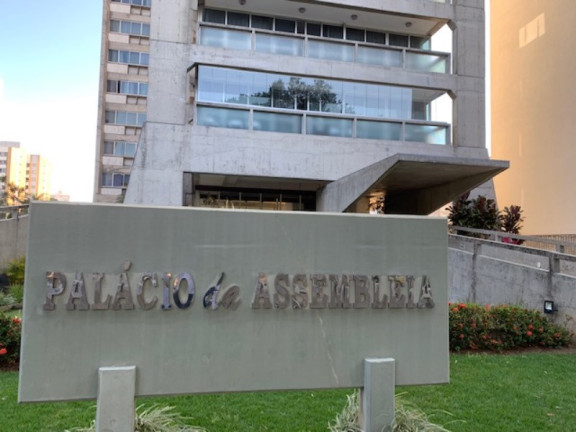 Imagem Imóvel com 4 Quartos à Venda, 260 m² em Campo Grande - Salvador