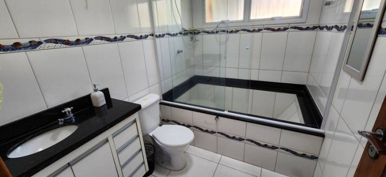 Imagem Casa com 3 Quartos à Venda ou Locação, 2.390 m² em Altos De Santana I - Jacareí